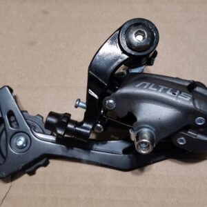 Przerzutka tylna SHIMANO Altus RD-M370 do kasety 9 biegów